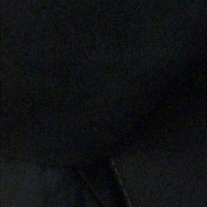 Meet your Posher, Raeghan